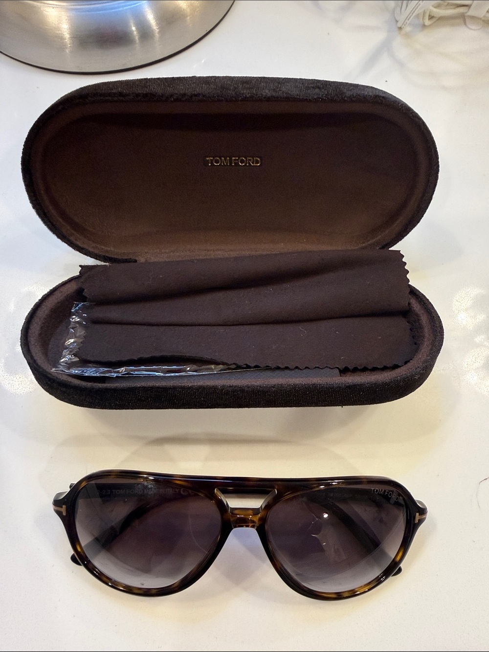 Tom Ford Men's Tortoiseshell Toiletry / Sunglasses Case Set - Brown